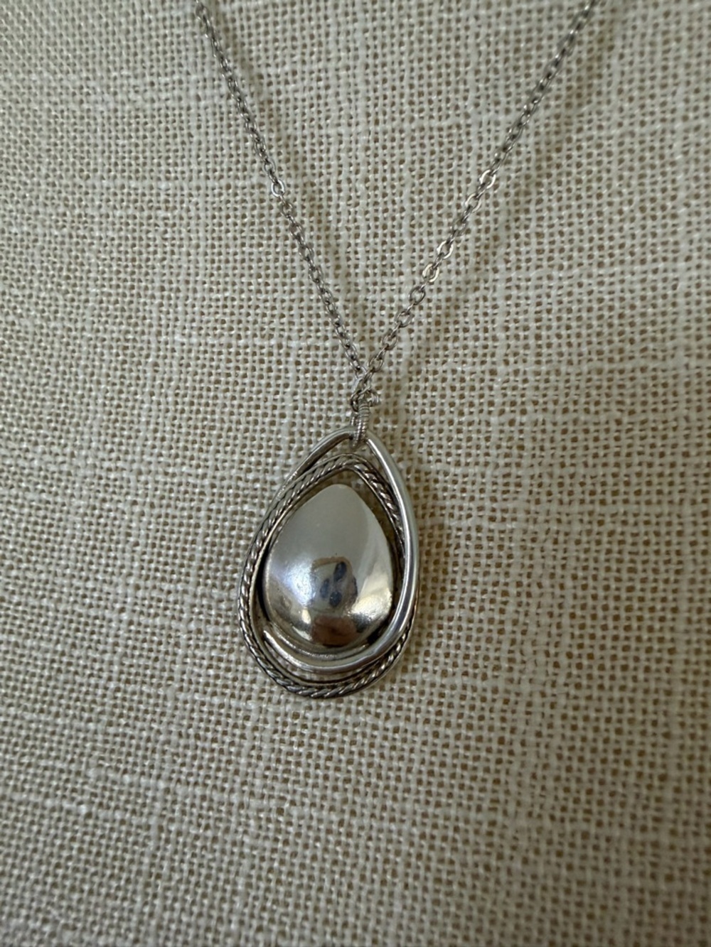 Authentic Brighton Silver Tone Clear Crystal Neptunes Rings Gem Necklace - Picture 4 of 8